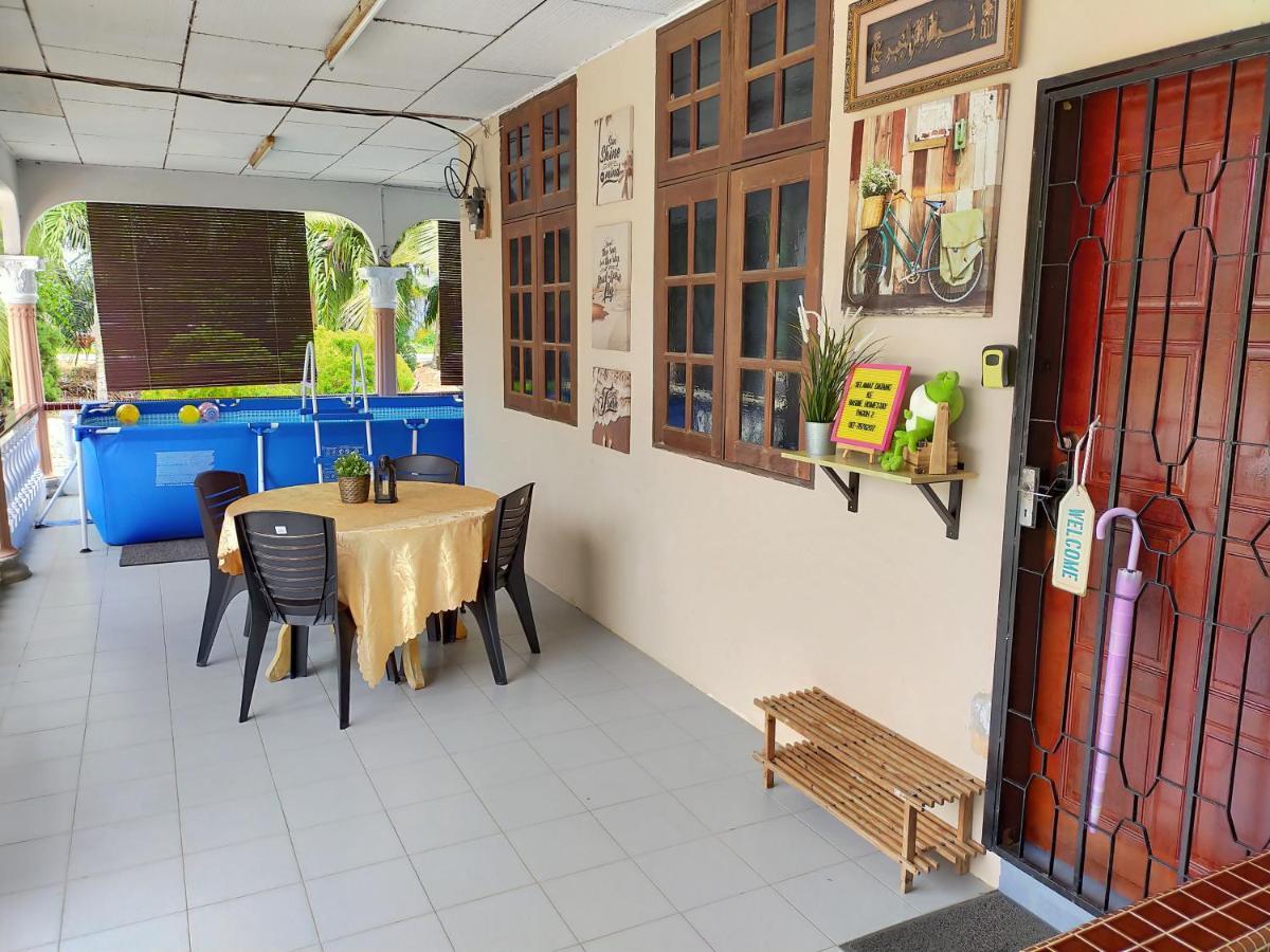 מואר Basrie Villa "Mslim Only" - Mini Cinema , Private Pool , Wi-Fi , Netflix מראה חיצוני תמונה